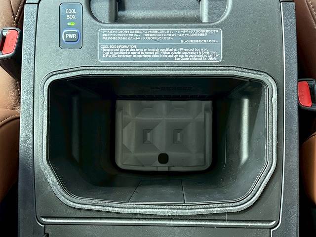 トヨタ ランドクルーザー200系の画像10