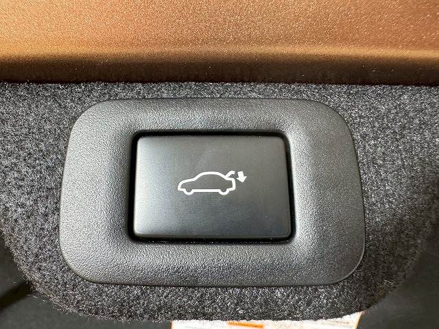 トヨタ&nbsp;クラウンクロスオーバーの画像8