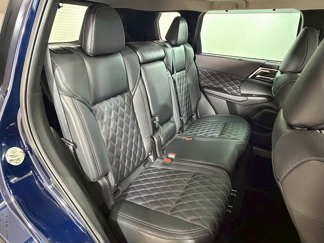 三菱&nbsp;アウトランダーPHEVの画像6