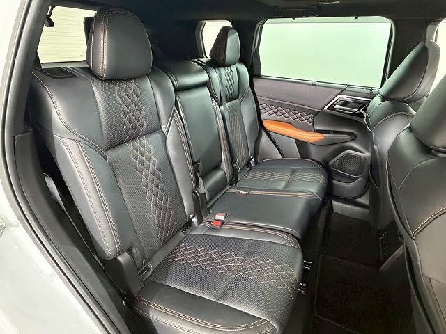 三菱&nbsp;アウトランダーPHEVの画像6