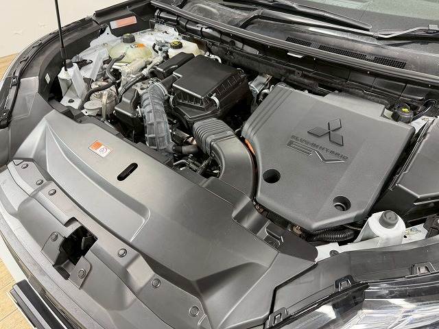 三菱&nbsp;アウトランダーPHEVの画像18