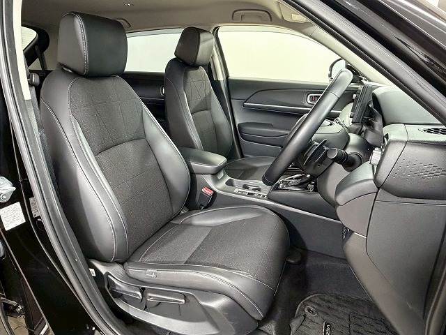 ヴェゼルハイブリッド□e:HEV Z 内装他