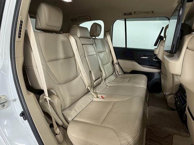 ランドクルーザー300系ZX 内装他