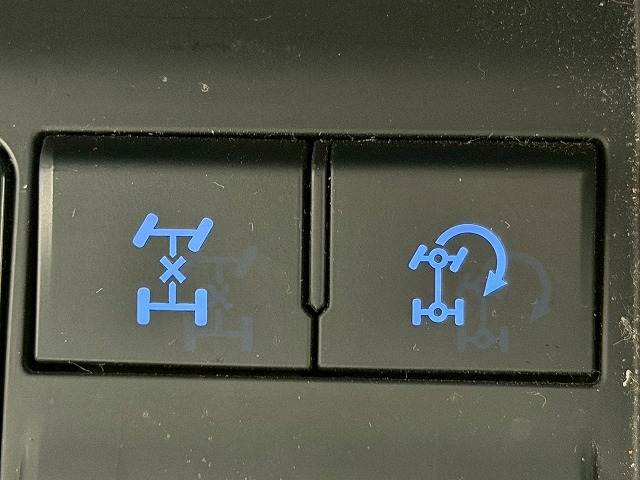 トヨタ&nbsp;ランドクルーザー300系の画像12