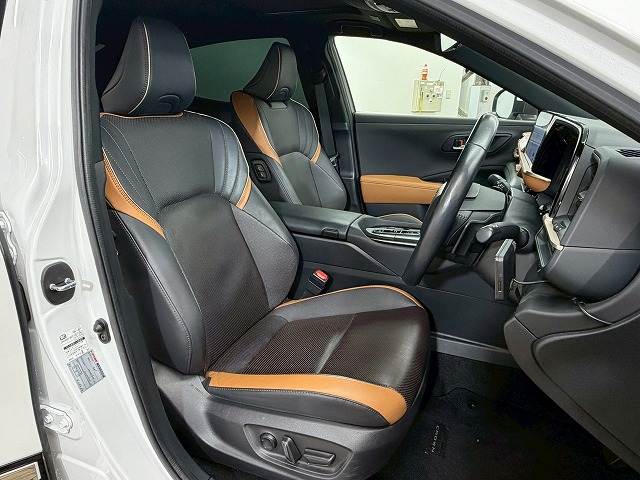 クラウンクロスオーバーRS “Advanced” 内装他