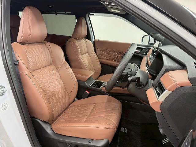 三菱&nbsp;アウトランダーPHEVの画像5