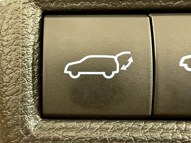 トヨタ ハリアーハイブリッドの画像12