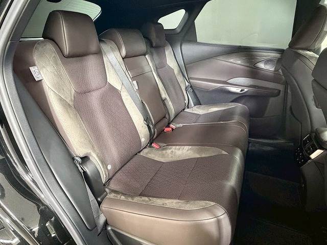 RX□RX450h+ “version L” 内装他