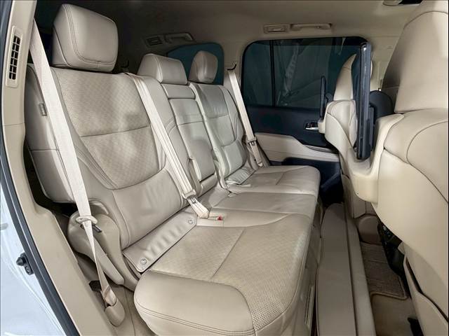 トヨタ&nbsp;ランドクルーザー300系の画像6