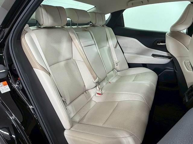 クラウンクロスオーバー□G “Advanced・Leather Package” 内装他