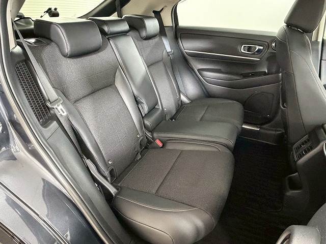 ヴェゼルハイブリッド□e:HEV Z 内装他