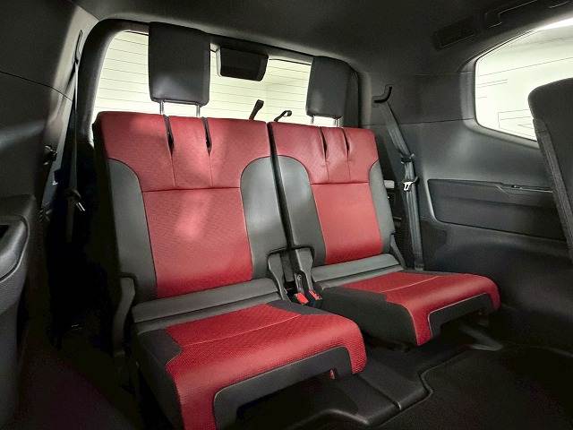 トヨタ&nbsp;ランドクルーザー300系の画像7