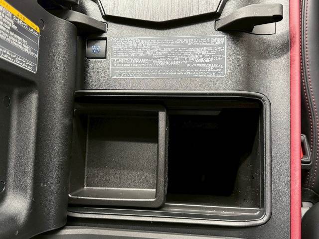 トヨタ&nbsp;ランドクルーザー300系の画像10