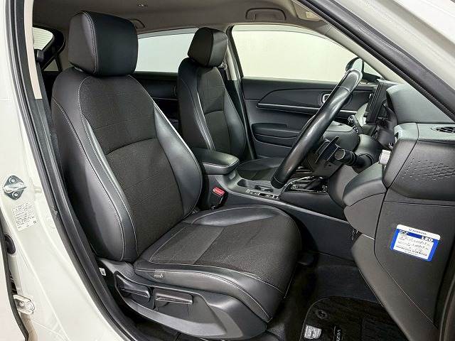 ヴェゼルハイブリッドe:HEV Z 内装他