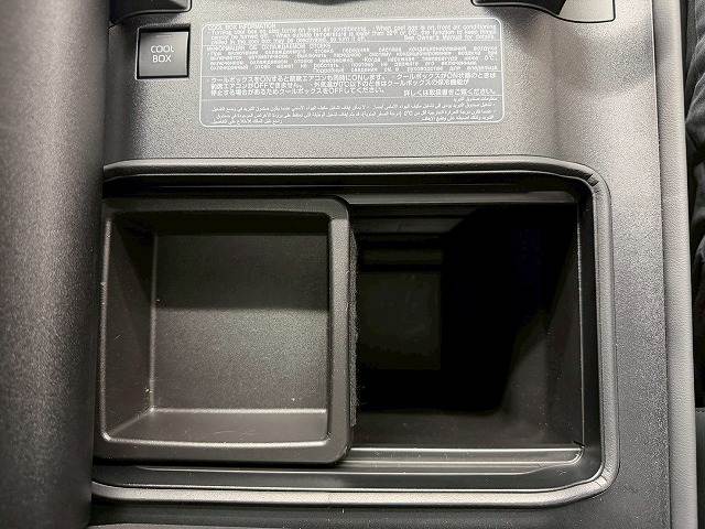 トヨタ&nbsp;ランドクルーザー300系の画像10