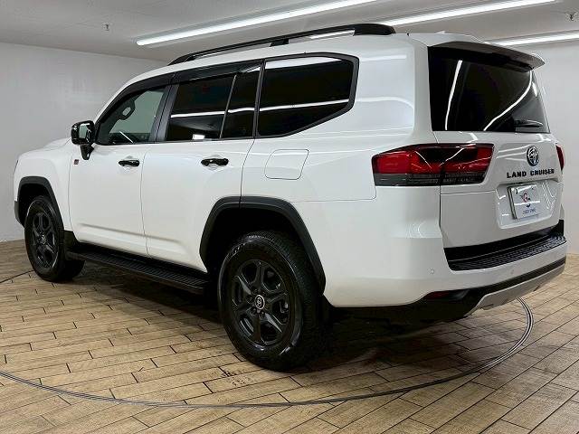 トヨタ&nbsp;ランドクルーザー300系の画像16