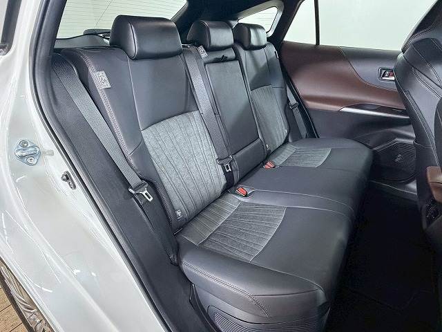 ハリアーハイブリッドZ 内装他