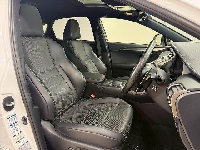 NX□NX300h “F SPORT” 内装他