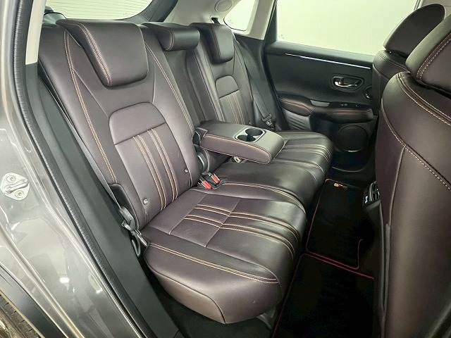 ZR-Ve:HEV Z 内装他