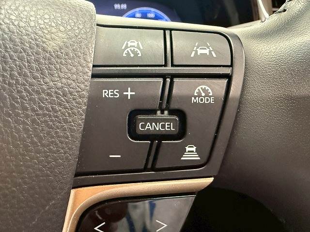 トヨタ&nbsp;クラウンクロスオーバーの画像8