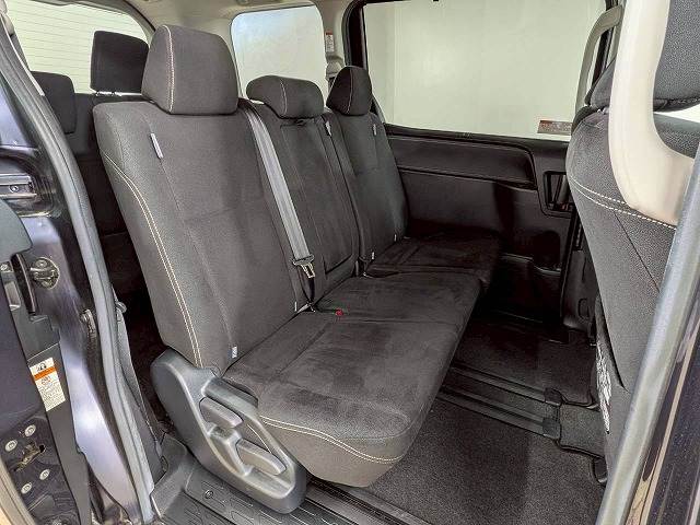 トヨタ&nbsp;エスクァイアの画像6