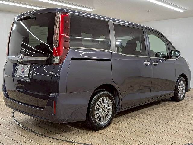 トヨタ&nbsp;エスクァイアの画像17