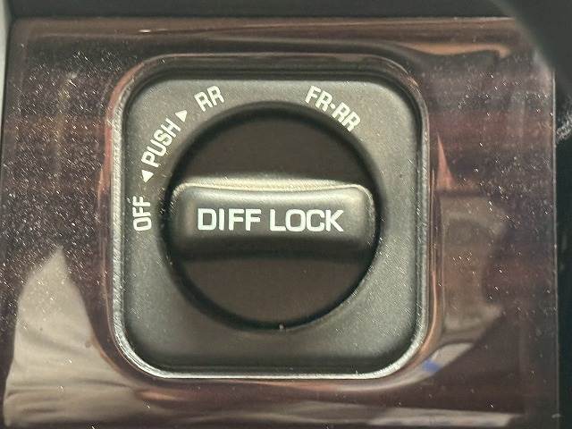 トヨタ ランドクルーザー70系の画像8