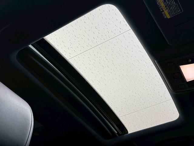 トヨタ&nbsp;ランドクルーザー200系の画像7