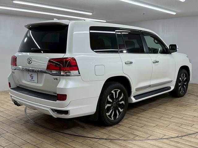 トヨタ&nbsp;ランドクルーザー200系の画像17