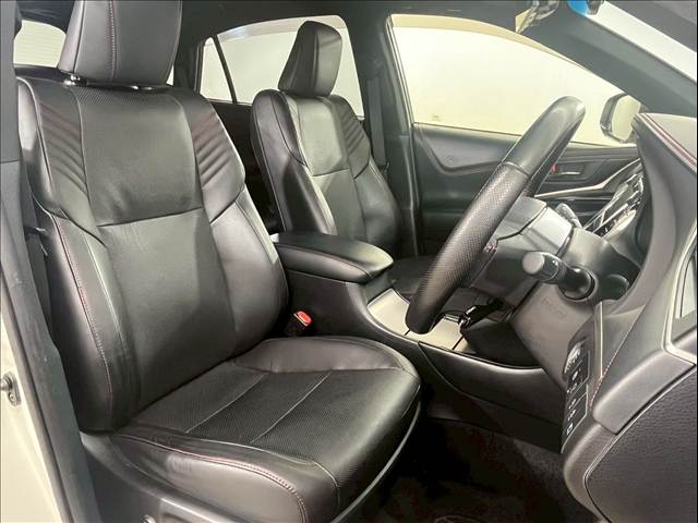 ハリアーPROGRESS “Metal and Leather Package” 内装他