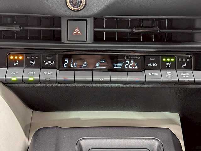 トヨタ クラウンクロスオーバーの画像12