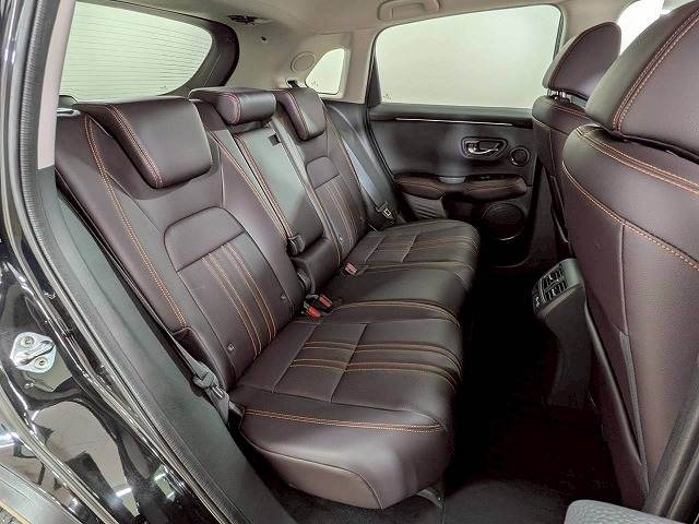 ZR-Ve:HEV Z 内装他