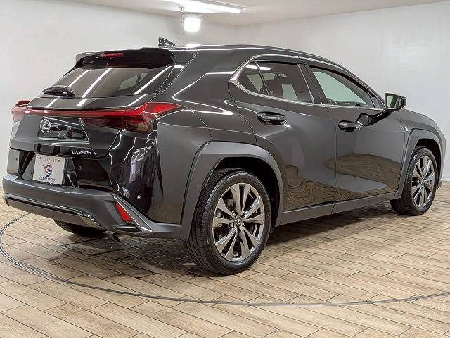 レクサス UXの画像16