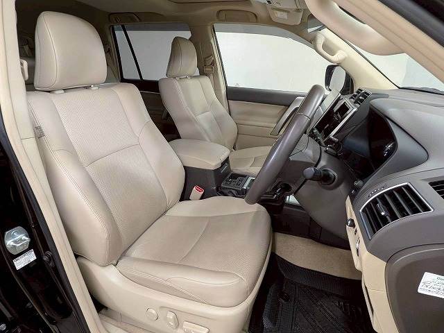 トヨタ&nbsp;ランドクルーザープラドの画像5