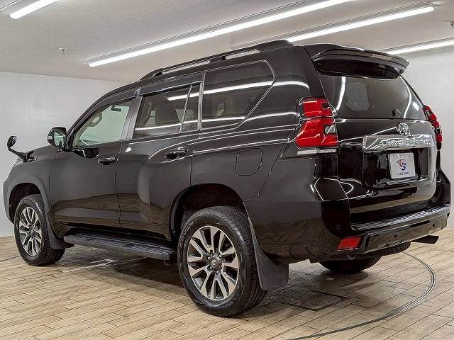 トヨタ&nbsp;ランドクルーザープラドの画像16