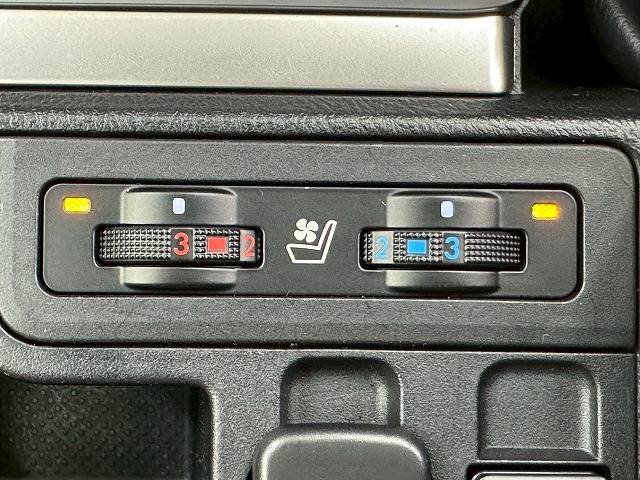 トヨタ&nbsp;ランドクルーザープラドの画像9