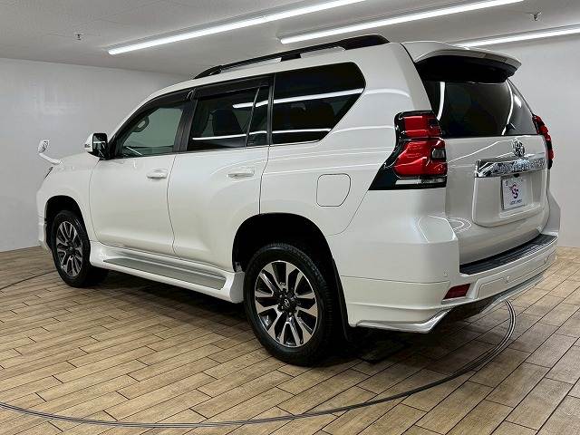 トヨタ&nbsp;ランドクルーザープラドの画像16