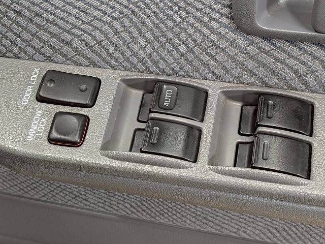 トヨタ ランドクルーザー70系の画像11