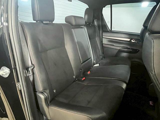ハイラックス□Z“GR SPORT” 内装他