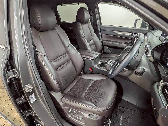 CX-8XD L Package 内装他