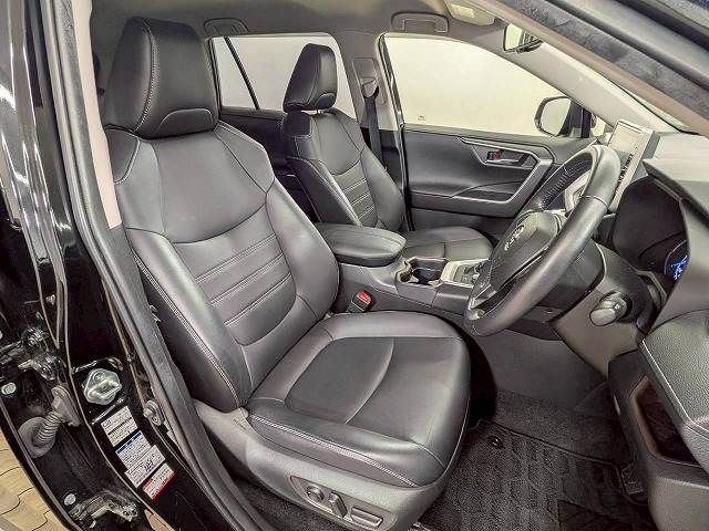 RAV4HYBRID G 内装他