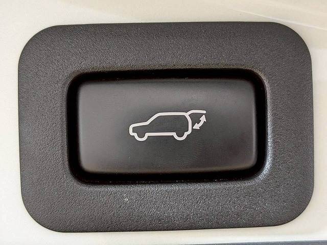 トヨタ ランドクルーザー200系の画像12