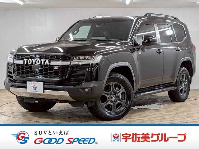 トヨタランドクルーザー300系GRスポーツ 純正ヒッチメンバー/リアエンターテインメントシステム/JBLサウンド/クールボックス/電動デフロック/赤革シート/全周囲カメラ/シートクーラー/シートヒーター/レーダークルーズコントロール/BSM 外観