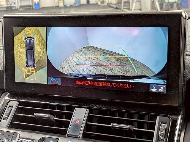 ランドクルーザー300系GRスポーツ 純正ヒッチメンバー/リアエンターテインメントシステム/JBLサウンド/クールボックス/電動デフロック/赤革シート/全周囲カメラ/シートクーラー/シートヒーター/レーダークルーズコントロール/BSM 内装他