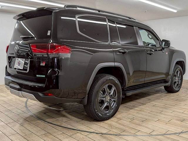 トヨタ ランドクルーザー300系の画像17