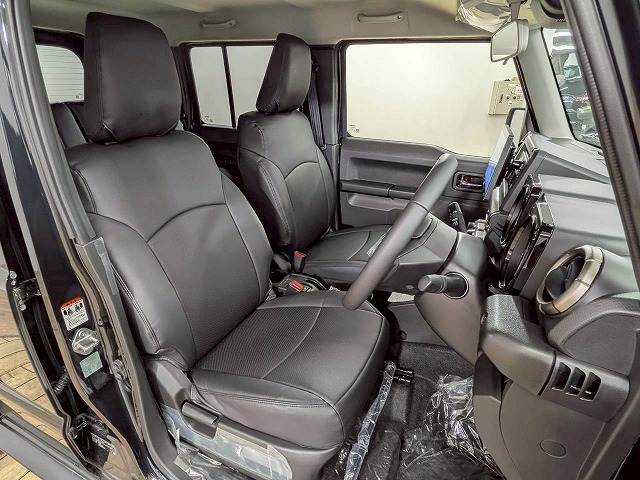 ジムニーノマドFC 登録済未使用車/リトルG仕様/10型デョスプレイ/AppleCarPlay/バックカメラ/レーダークルーズコントロール/シートヒーター/クリアランスソナー/オートエアコン/車線逸脱/衝突軽/LED 内装他