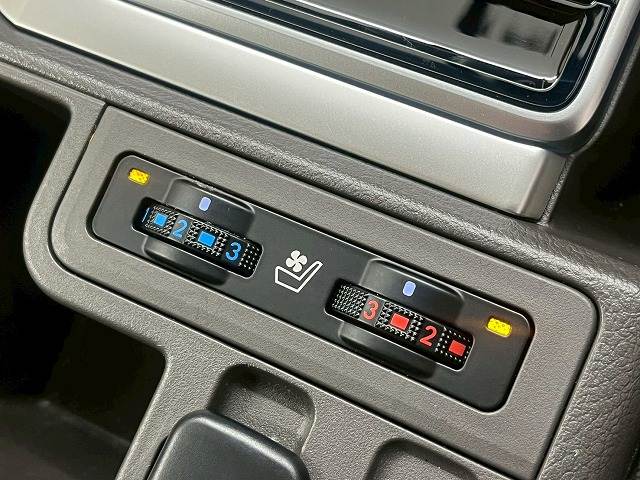 トヨタ&nbsp;ランドクルーザープラドの画像11