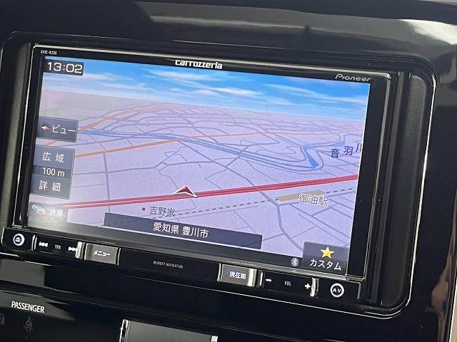 トヨタ&nbsp;ランドクルーザー200系の画像3