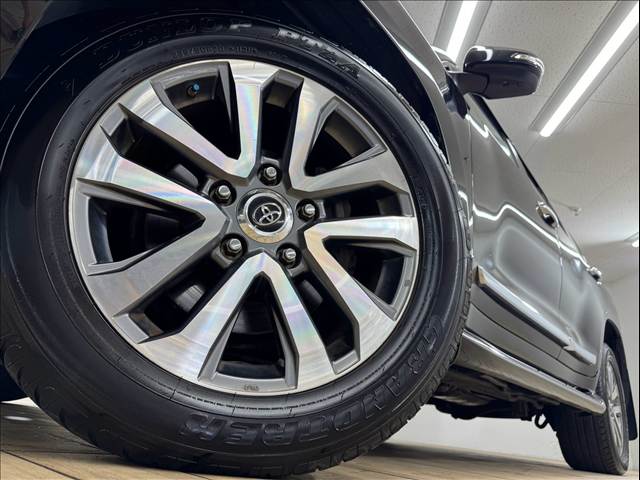 トヨタ&nbsp;ランドクルーザー200系の画像19