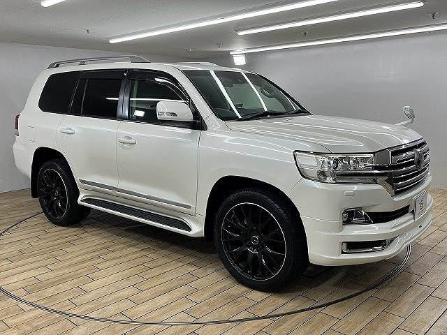トヨタ ランドクルーザー200系の画像17